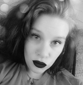 Meet your Posher, Marie